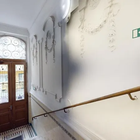 New Stylish Place For Couple *